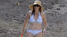 Here�ka Kate Winsletová na dovolené (Menorca, �ervenec 2018)