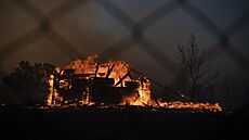 Ú�ady v regionech �ecka vyhlásily vysokou pohotovost kv�li  po�ár�m. (11. srpna...