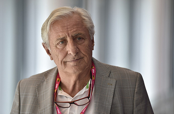 Herec Karel He�mánek