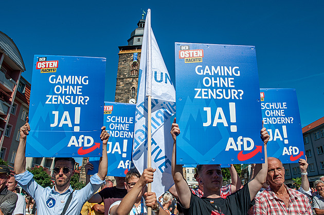 Východní Němci touží trestat Scholze. AfD nasává přízeň nespokojených voličů