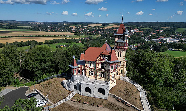 Kompletní oprava Hrádku vyla radnici na 45 milion korun. Vyhlídková v je...