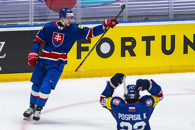 Hokejisté Slovenska zahájili kvalifikaci na OH výhrou, porazili Rakousko 2:1