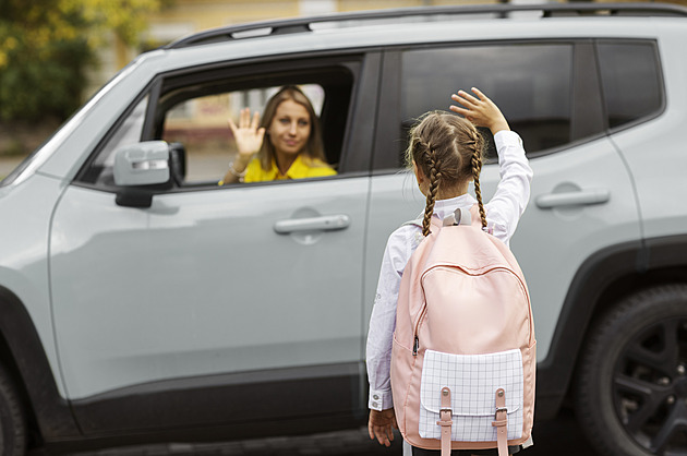 Kompletní průvodce školním rokem 2025/2026: Prázdniny, maturita i přijímačky