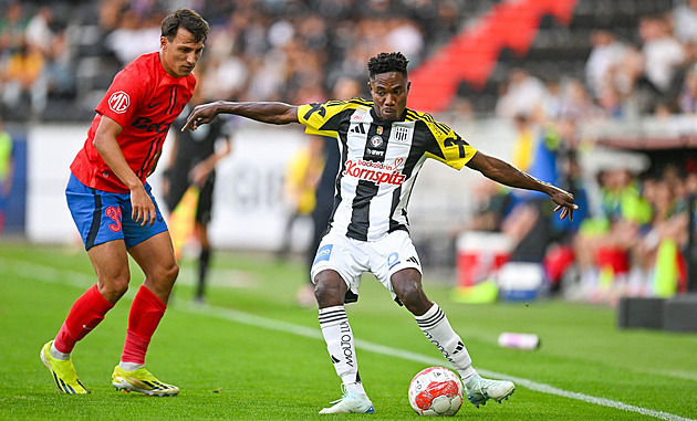 FCSB začal play off Evropské ligy remízou v Linci, Riga s Marešem vyhrála