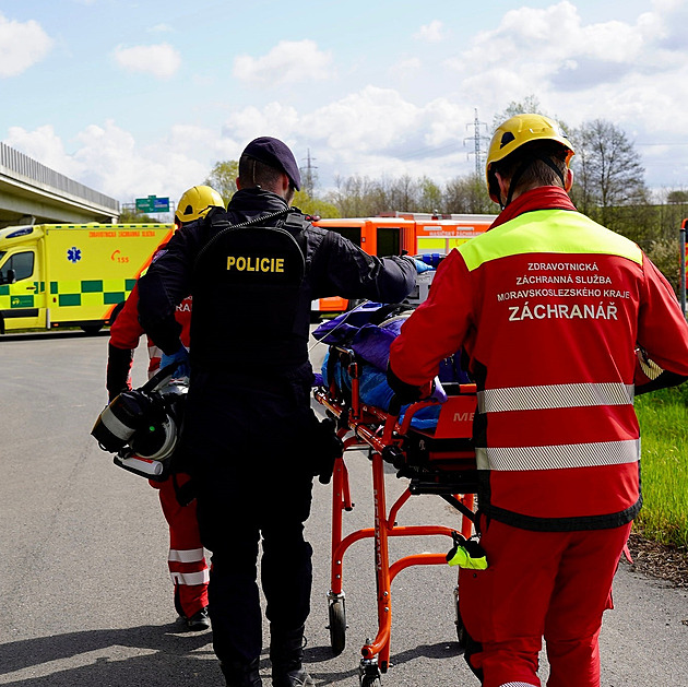 Záchranáři zasahovali hned u tří nehod cyklistů. Ke dvěma letěl vrtulník