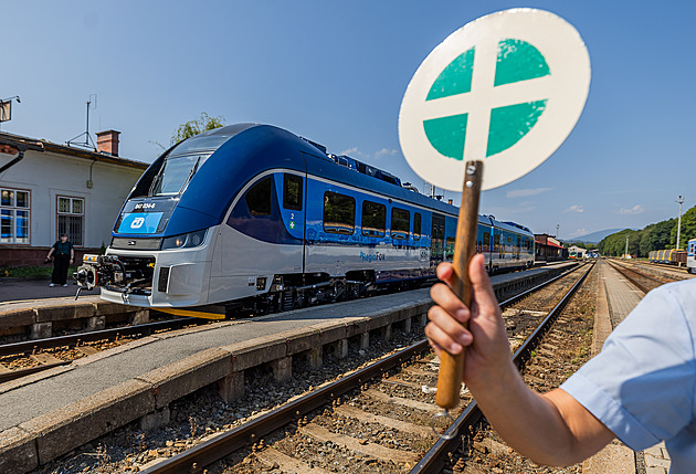 Nyní RegioFox, v roce 2031 mohou Rychnovsko křižovat vlaky na baterku