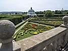 Kvtn zahrada v Kromi nabz mnostv fotogenickch zkout a mst. (srpen...