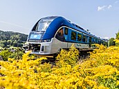 Královéhradecký kraj a �eské dráhy p�edstavily na tratích mezi Trutnovem a...