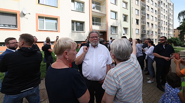 Alexandr Vondra na setkn s obany v st nad Labem v mstsk sti Moj. (26. srpna 2024)