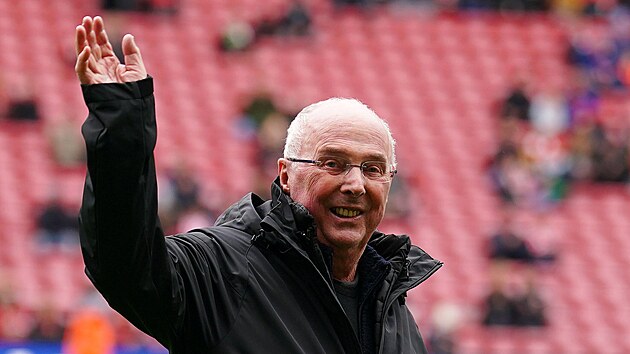 �védský fotbalový trenér Sven-Göran Eriksson b�hem utkání legend v Liverpoolu.
