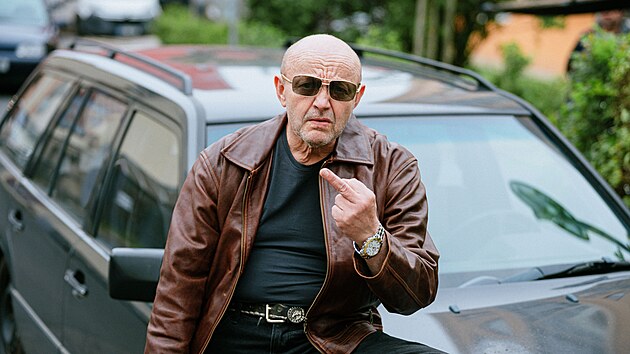 Robert Nebensk ve filmu Na plech
