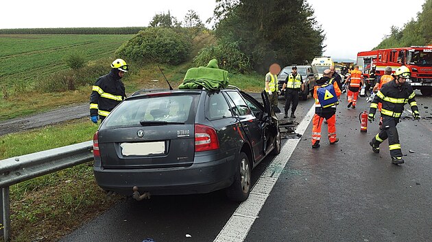 Mezi obc Gruna a Moravskou Tebovou se stetlo nkladn auto se kodou Octavia. (26. srpna 2024)