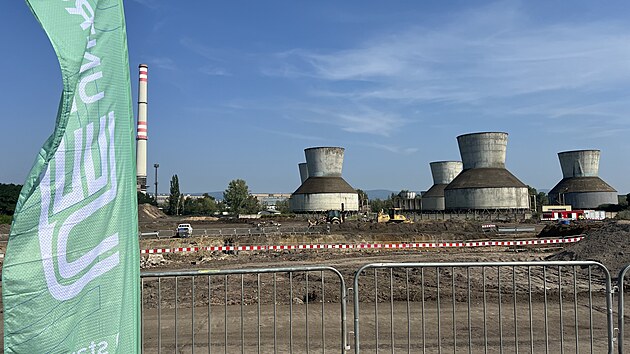 V Komoanech u Mostu vznikne do t let zazen pro energetick vyuit smsnho komunlnho odpadu (ZEVO). Postav ho firma United Energy ve svm teplrenskm arelu.