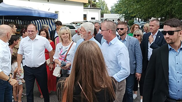 Na 50. ronk Zem ivitelky dorazil tak prezident Petr Pavel s manelkou.