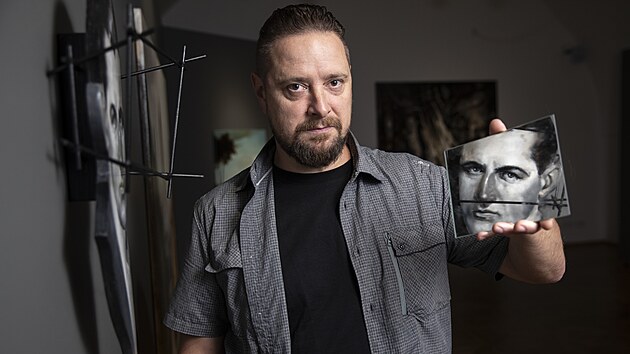 Flowing Memories v JSP Art Gallery je prvn� samostatn� v�stava rumunsk�ho um�lce Radua Belcina v �esk� republice.