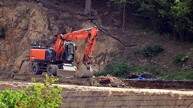 Narovnvn serpentin u Beova nad Teplou na silnici I/20 mezi Karlovmi Vary a Plzn (29. ervence 2024)