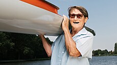 Ddeek Josef, nejrespektovanjí postava nymburských vodák. Syn Petr,...