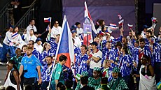 �e�tí sportovci b�hem zahájení paralympijských her v Pa�í�i.