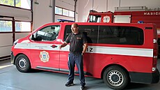 Dobrovolní hasi�i z Ostrova získali nové zázemí.