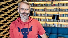 Robert lachta zaínal jako policista. Coby éf protimafiánského útvaru udlal...