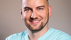 Porodník tpán Oplutil z Oblastní nemocnice Trutnov