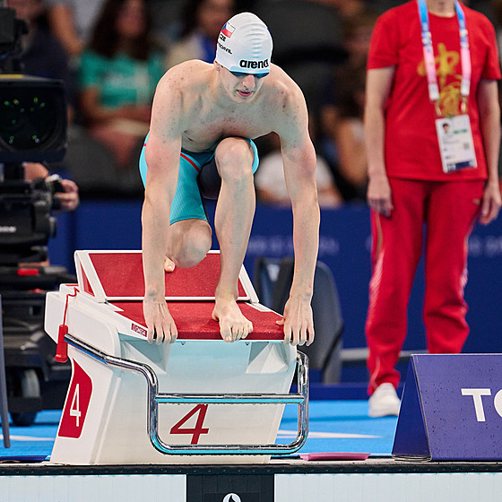 David Kratochvíl se pipravuje ke startu paralympijského finále na 50 metr...