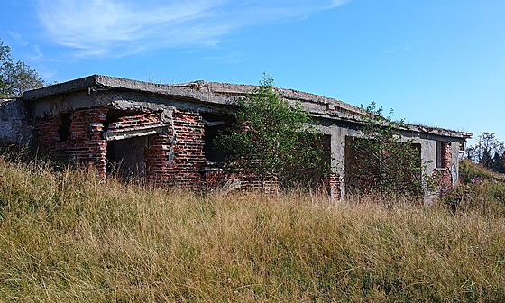 Unikátní pozemek po bývalé radioloka�ní stanici nedaleko od H�ebe�né je na...