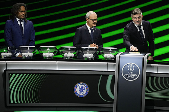 Los skupin Konferen�ní ligy.