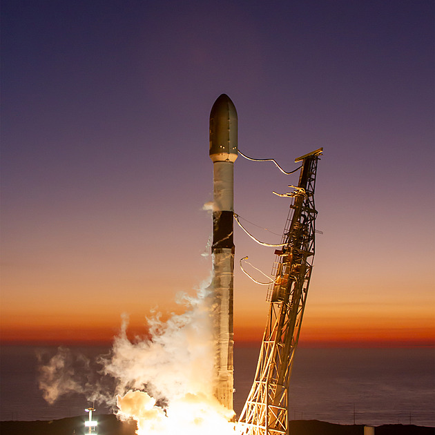 Falcon 9 může zpátky do vesmíru. Úřad povolil obnovení letů