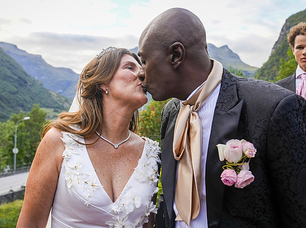 Zvrácená princezna, znásilnění a kokain. Norská monarchie se otřásá v základech