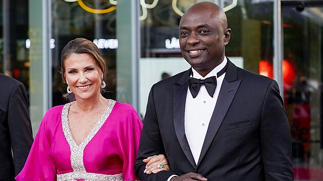 Norská princezna Martha Louise a americký �aman Durek Verrett