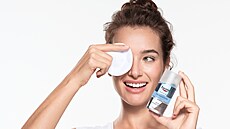 Odliova oí Eucerin DermatoClean okamit, jemn a úinn odstrauje...