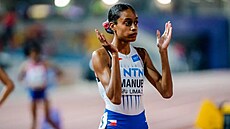 �tvrtka�ka Lurdes Gloria Manuel se chystá na b�h na 400 metr� na juniorském MS...