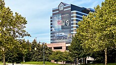 Sv�tové úst�edí a technologické centrum spole�nosti Chrysler v roce 2021. To u�...