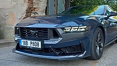 Ford Mustang Dark Horse