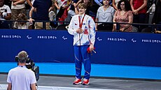 Plavec David Kratochvíl ovládl na paralympijských hrách v Paíi závod na 400...