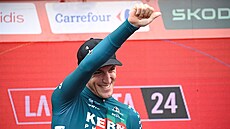 Pablo Castrillo Zapater ze stáje Kern Pharma jako vítz 12. etapy Vuelty.