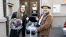 Petra Nesva�ilová a Petr �tvrtní�ek v seriálu Jedna rodina (2024)