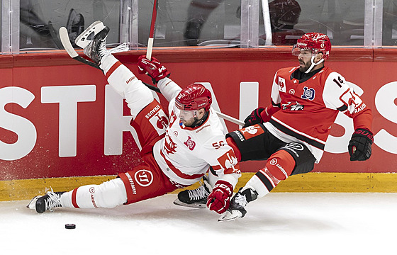 Marko Da�o (vlevo) z T�ince a Jason Fuchs z Lausanne