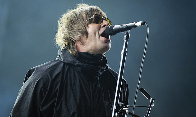 Oasis mánie v Británii vrcholí. V Manchesteru se otvírá specializovaný fan shop