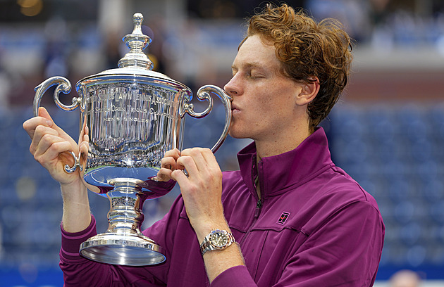 Světová jednička slaví. Sinner je králem US Open, ve finále nedal šanci Fritzovi