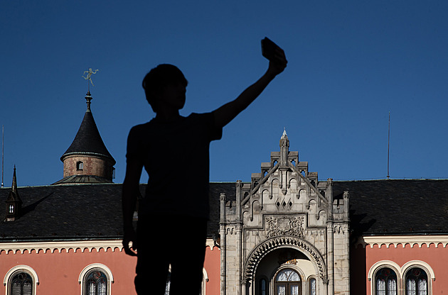 Top selfie Libereckého kraje: Ještěd, skála z pohádky i záludný vodopád