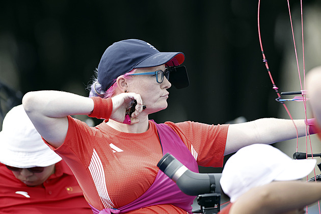 Medaile i milník. Britka slaví v sedmém měsíci těhotenství paralympijský bronz