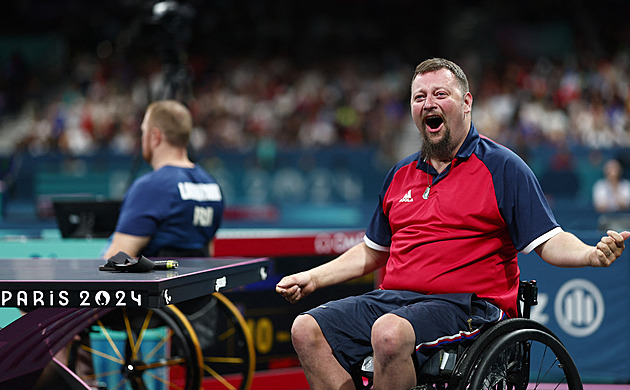 Stolní tenista Suchánek je v paralympijském finále, vylepší dva bronzy