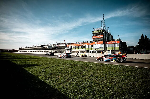 Oslava rychlosti. Zvodn vkend Masaryk Racing Days zahm v Brn