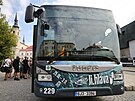 Do grafiky a barev festivalu Ji.hlava u se odl jeden z jihlavskch autobus....