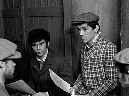 Petr �t�pánek a Ji�í Krampol v seriálu Rychlé �ípy (1969)