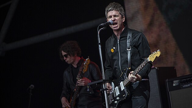 Noel Gallagher na festivalu Glastonbury (25. �ervna 2022)