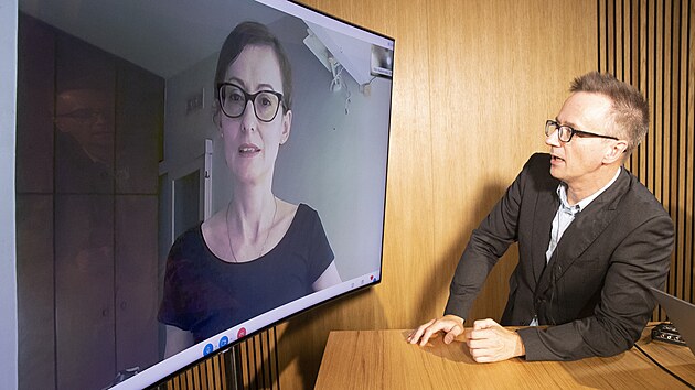 Dagmar Langov�, report�rka pro iDNES a MF DNES v Izraeli, v po�adu Rozst�el.