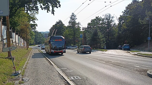 Trolejbusov linka D se vrac. V pracovn dny m v Jihlav hlavn poslit spojen mezi poliklinikou a sdlitm Bezinova.